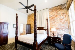 1 bedroom, iron/ironing board, WiFi