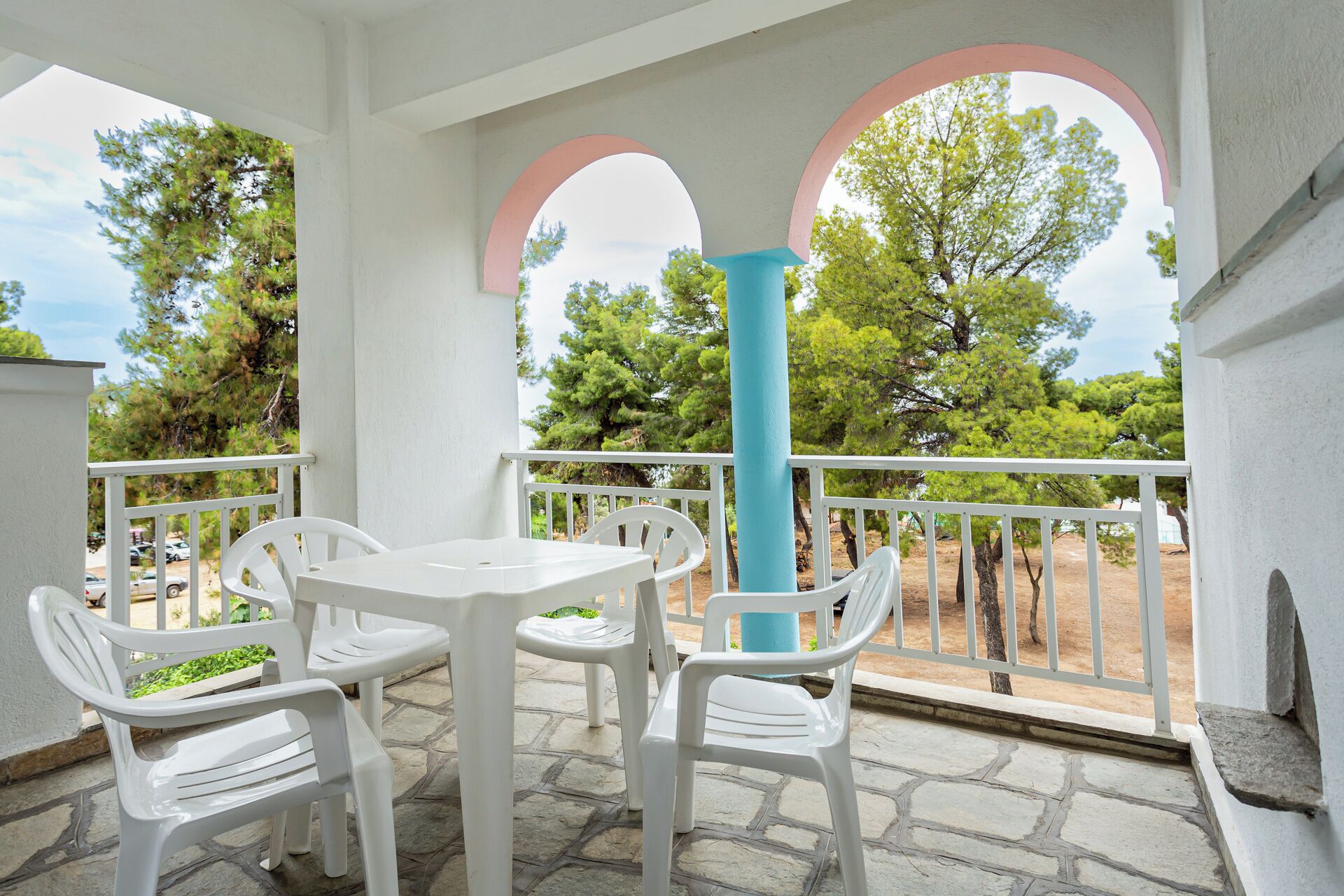 Standard Double Room, Garden View | Balcony view