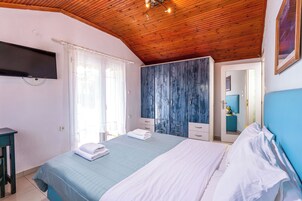 Wifi gratis y ropa de cama 