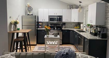 Cozy & Quite Studio Apartment close to the Lake