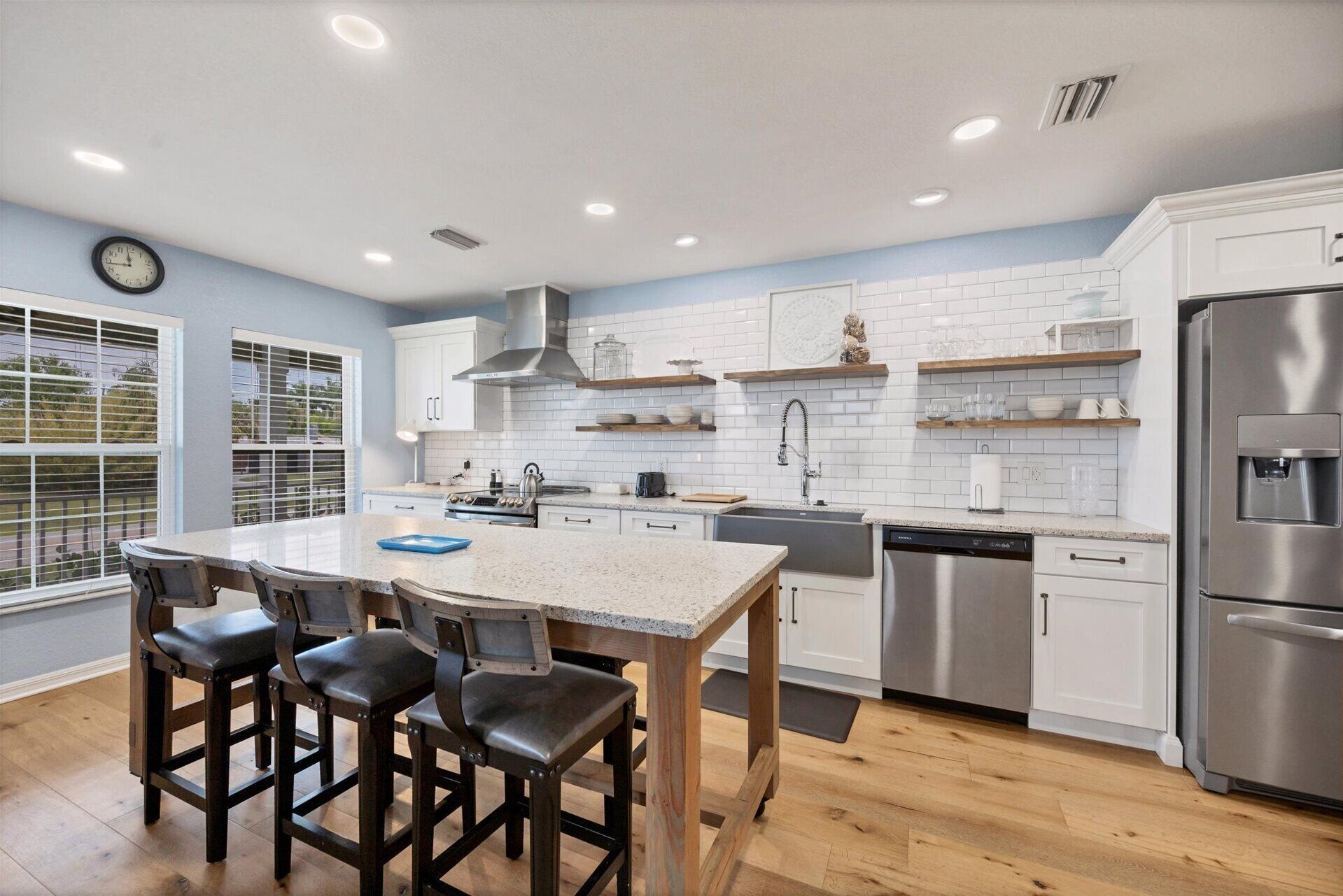 獨棟房屋, 多張床, 廚房, 城市景觀 (SVS227-B) | 私人廚房 | 電冰箱、微波爐、烤箱、爐台