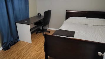 2 bedrooms, desk, free WiFi, bed sheets