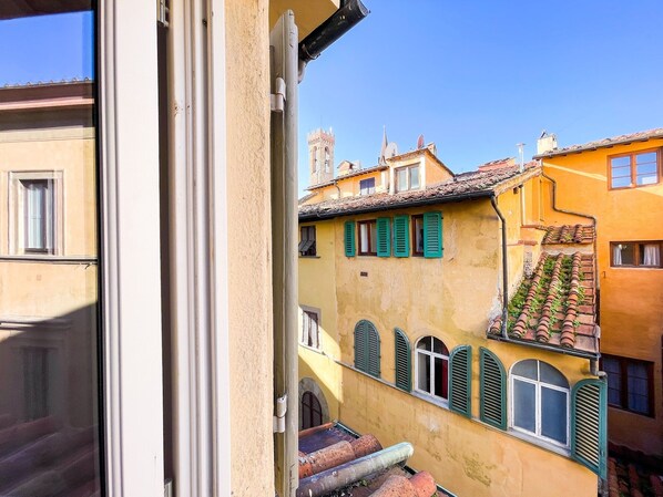 Interior - Brand new 3-BR apt 3 minute walk by the Duomo (Firenze)