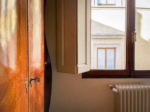 Interior - Brand new 3-BR apt 3 minute walk by the Duomo (Firenze)