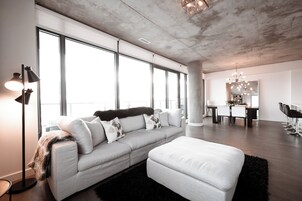 Televisión de pantalla plana