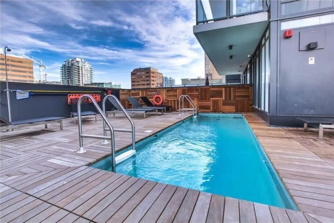 Panoramic Apartment | Living area | Flat-screen TV