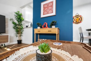 Interior - Modish 1BD:AT&T Walkable & In the heart of it ALL! (Arlington)