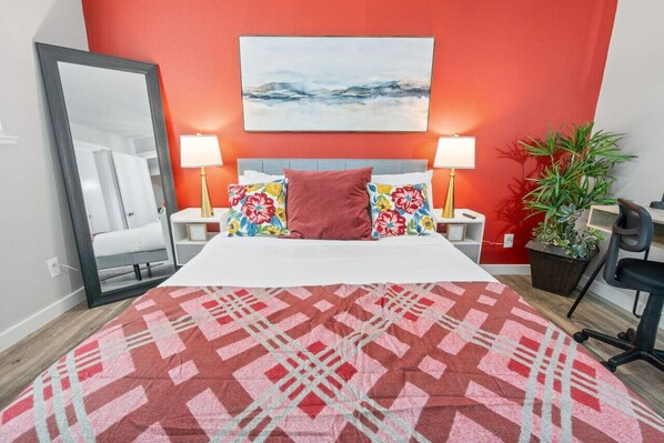 1 bedroom, desk, iron/ironing board, free WiFi