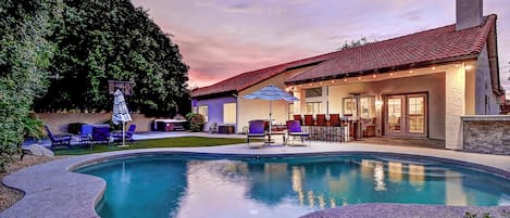 Outdoor pool, a heated pool