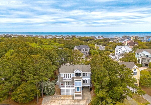 Exterior - Smoothie Sailing | Pool, Hot Tub & Easy Beach (Corolla)