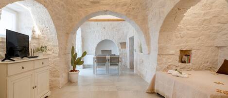 1 chambre, fer et planche à repasser, Wi-Fi, draps fournis