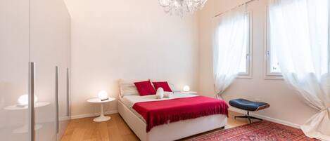 1 bedroom, iron/ironing board, bed sheets