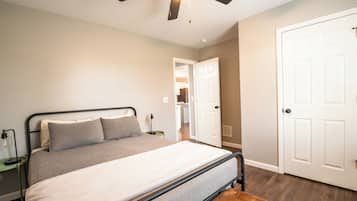 3 chambres, fer et planche Ă repasser, Wi-Fi gratuit, draps fournis