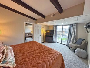 2 quartos, ferros/tábuas de passar roupa, Wi-Fi, roupa de cama