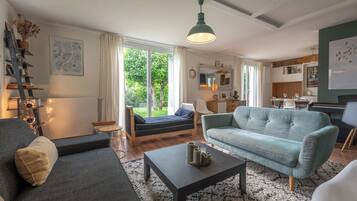 Télévision, livres, chaßne hi-fi