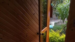 مساحة عمل للكمبيوتر المحمول وواي فاي مجانًا