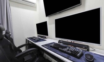 Suite Twin | Individually decorated, individually furnished, soundproofing, free WiFi