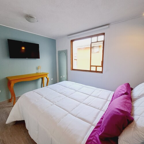 Suite a Pocos Metros del Centro Histórico de Quito, Cerca de Todo