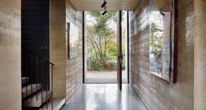 Atlas Retreat by Property Mums