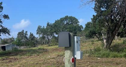 Private Single unit RV Campsite, 30/50 amp/sewer/water, fire ring, great views