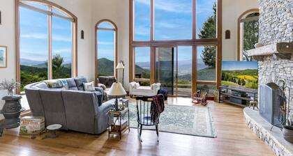 Sunrise to Sunset - Luxury reatreat, stunning views, swim spa!