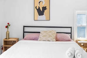 3 chambres, bureau, fer et planche à repasser, Wi-Fi gratuit
