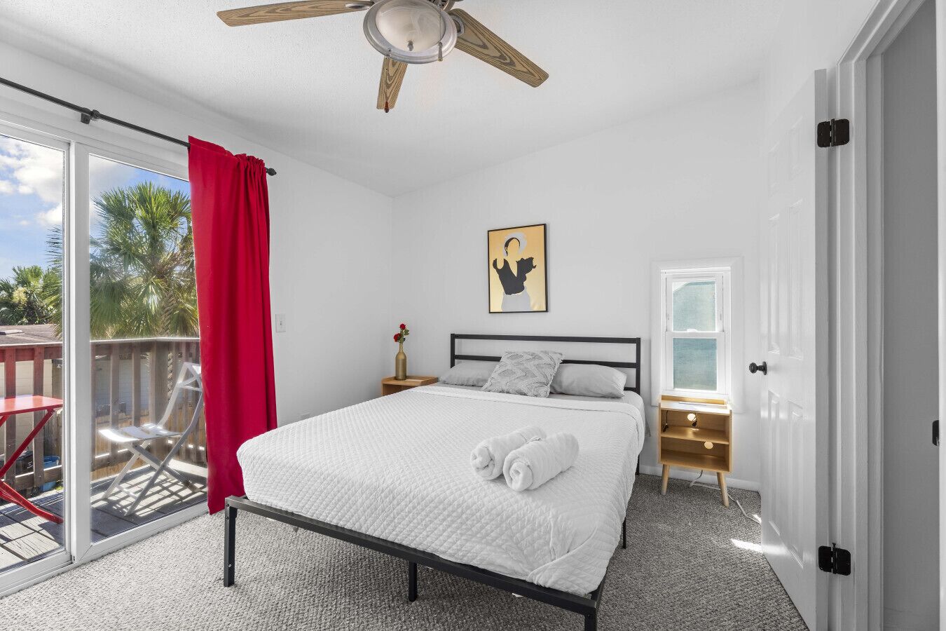 3 bedrooms, desk, iron/ironing board, free WiFi
