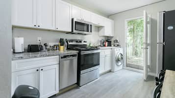 Microwave, oven, stovetop, dishwasher