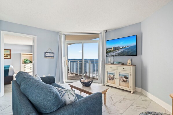 TV - Immaculate Suite & Stunning Views! Bay Watch 1441 (North Myrtle Beach)