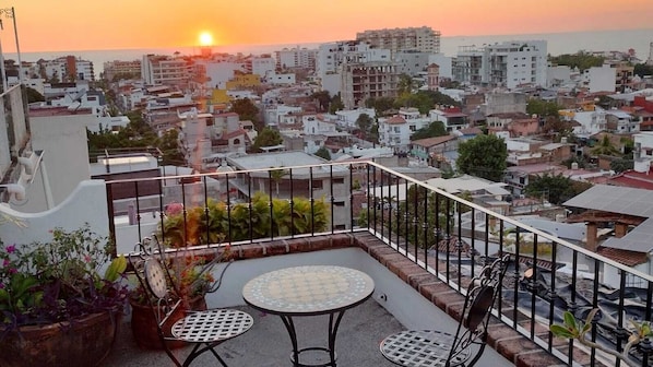 Outdoor dining - Acogedor Estudio, Zona Romántica (Puerto Vallarta)