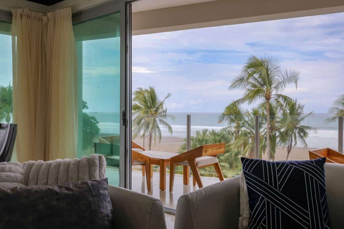 Téléviseur, bureau