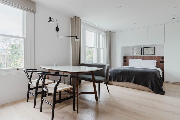 Fer et planche à repasser, Wi-Fi, draps fournis