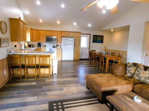 Experience Yellowstone magic, just 27 mins away
A.C.  Sleeps 12+