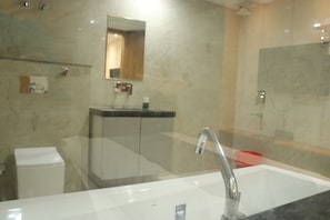 Suite Supérieure | Salle de bain