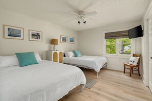 4 soverom, wi-fi (inkludert) og sengetøy