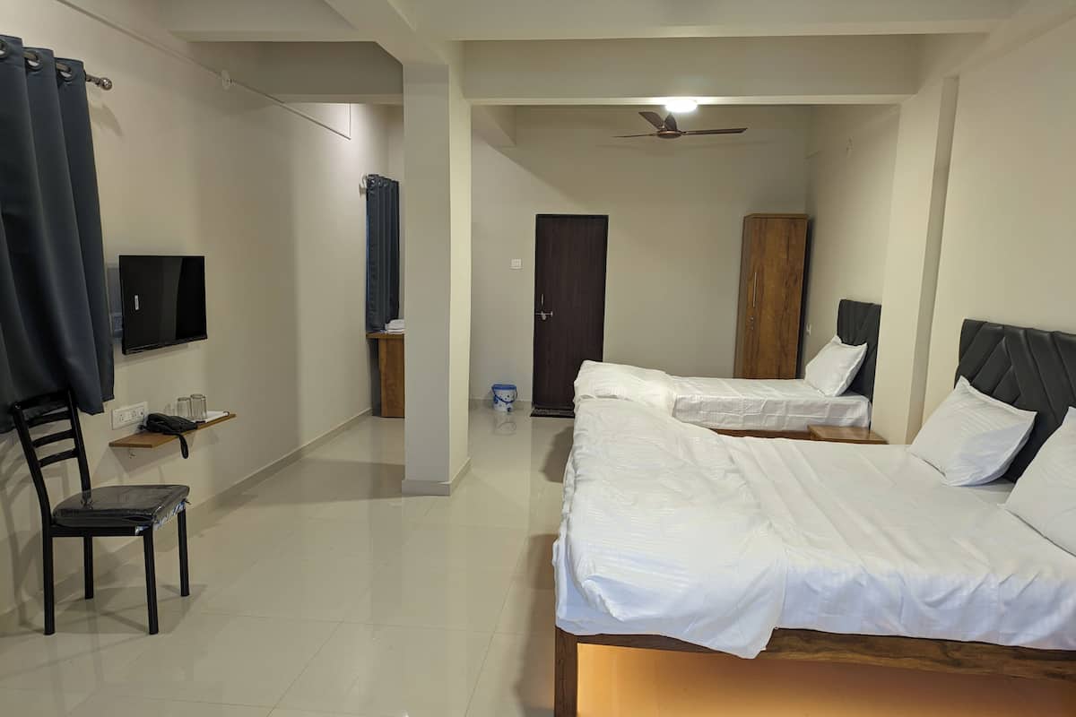 Executive Room, City View