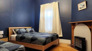 3 habitaciones y ropa de cama
