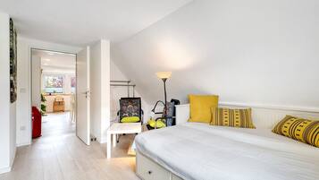 1 Schlafzimmer, Schreibtisch, Bügeleisen/Bügelbrett, kostenloses WLAN