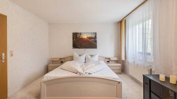 3 habitaciones, tabla de planchar con plancha y wifi gratis