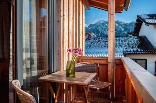 Appartement 'Ferien Bei Mari' avec vue sur les montagnes, jardin privé et Wi-Fi