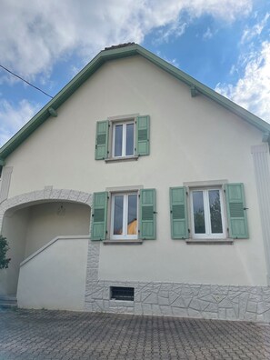 Exterior - 5 Bedroom Private vacation home in Bischoffsheim (Bischoffsheim)