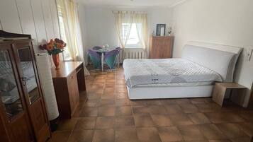 1 Schlafzimmer, Bügeleisen/Bügelbrett, kostenloses WLAN, Bettwäsche