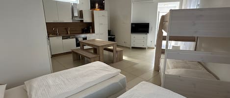 1 bedroom, free WiFi, bed sheets