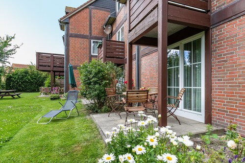 Apartment 'Atlanta  101' with Private Terrace, Private Garden and Wi-Fi
