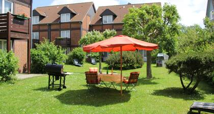 Apartment 'Atlanta 202' with Private Terrace, Private Garden and Wi-Fi
