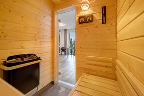 Interior - Apartment "Egge Resort 7a" with Balcony, Whirlpool and Sauna (Altenbeken)