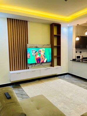 Interior - 1 Bed Flat - Sleeps 2 - Parking - Wifi (Kampala)