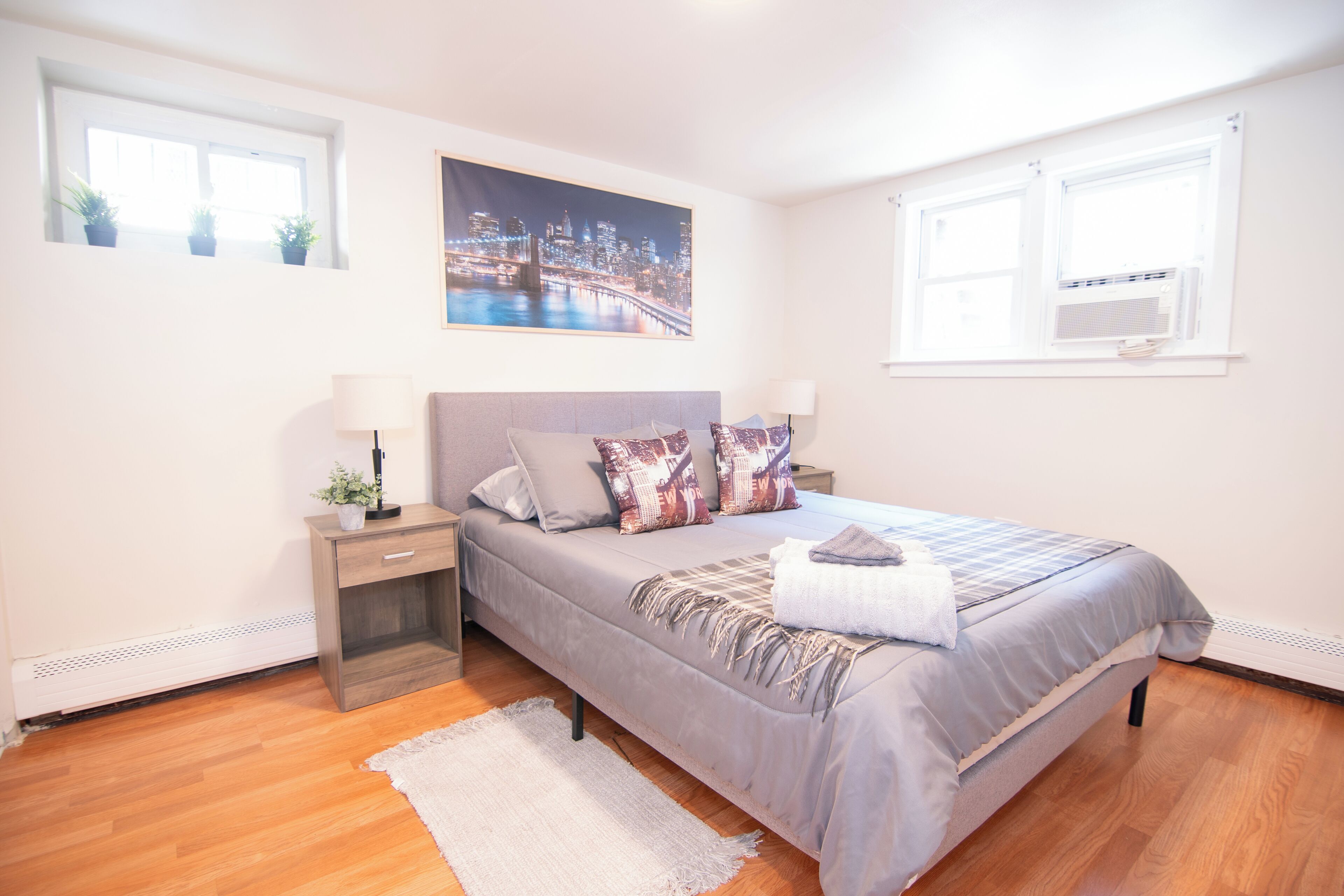 3 habitaciones, escritorio, tabla de planchar con plancha y wifi gratis 