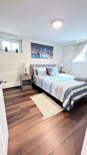 3 Schlafzimmer, Schreibtisch, Bügeleisen/Bügelbrett, kostenloses WLAN