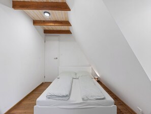 3 bedrooms, WiFi